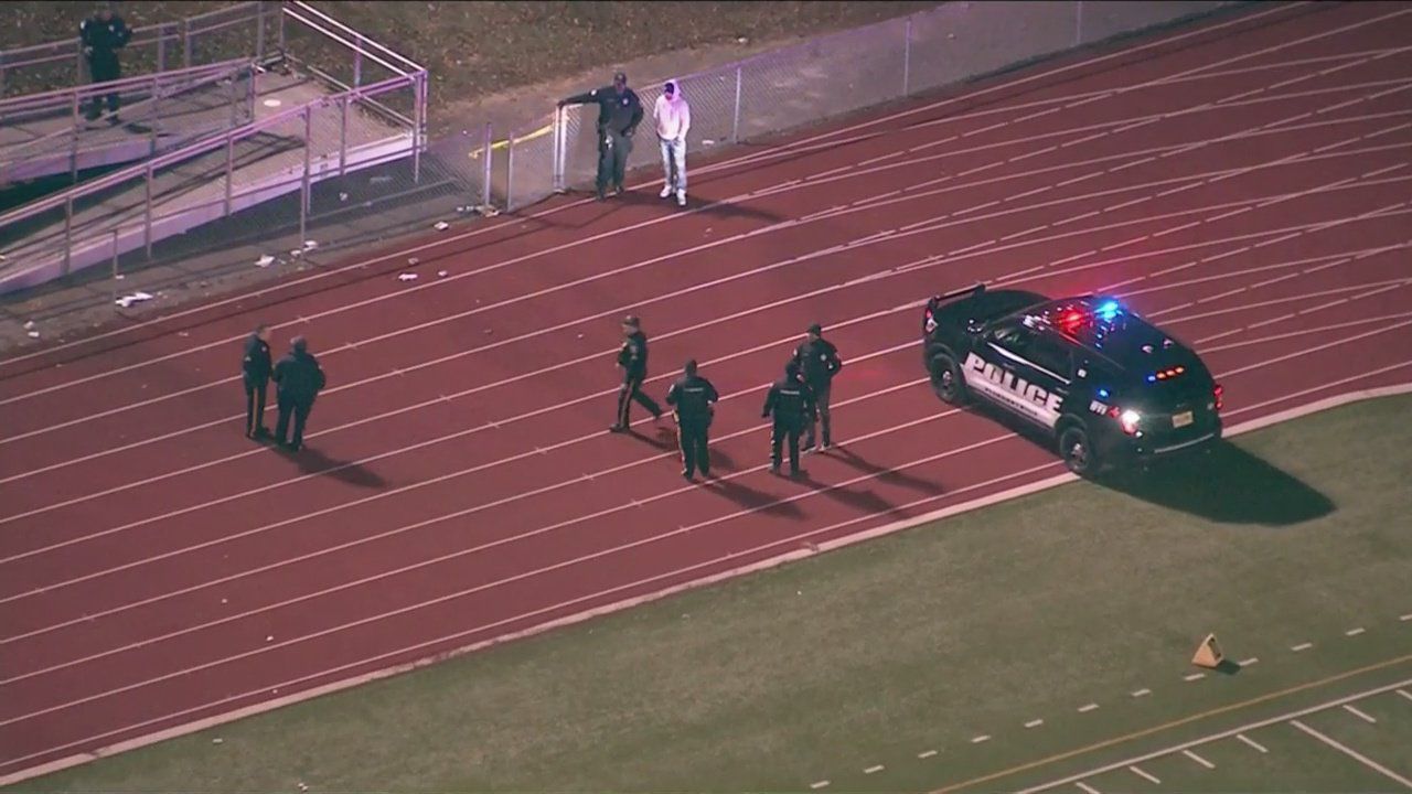 KYW 2 People Injured in Shooting